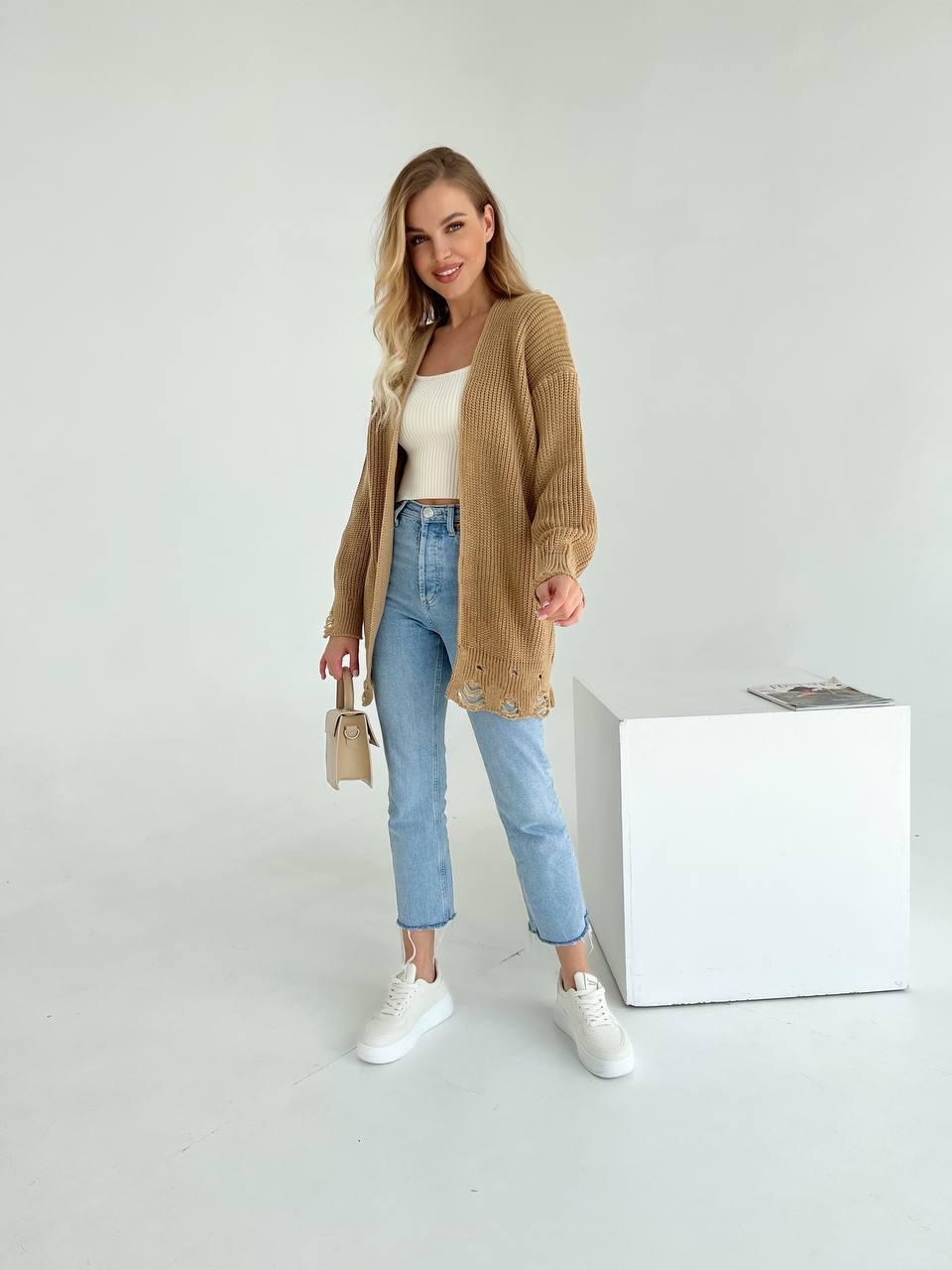 Теплий жіночий кардиган машинний в'язання з імітацією дірочок, фото 1