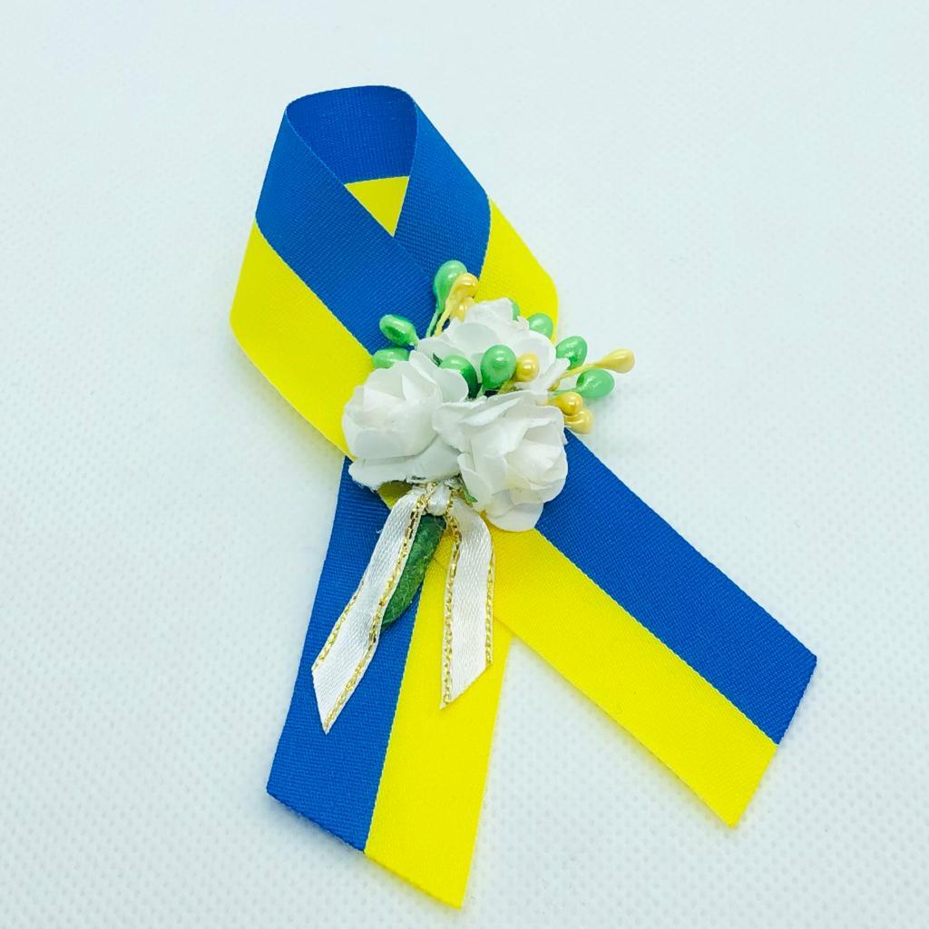 Брошка патріотична в кольорах України жовтий, синій