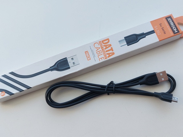 Кабель MicroUSB 1м 2,4А S-L352