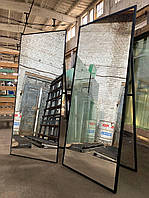 Напольное зеркало в тонкой металлической раме на ножке в полный рост 180х80 см