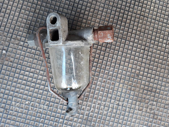 Купить Фильтр топливный б\у ГАЗ-53,Т-150 Волга УАЗ отстойник стеклянный ...