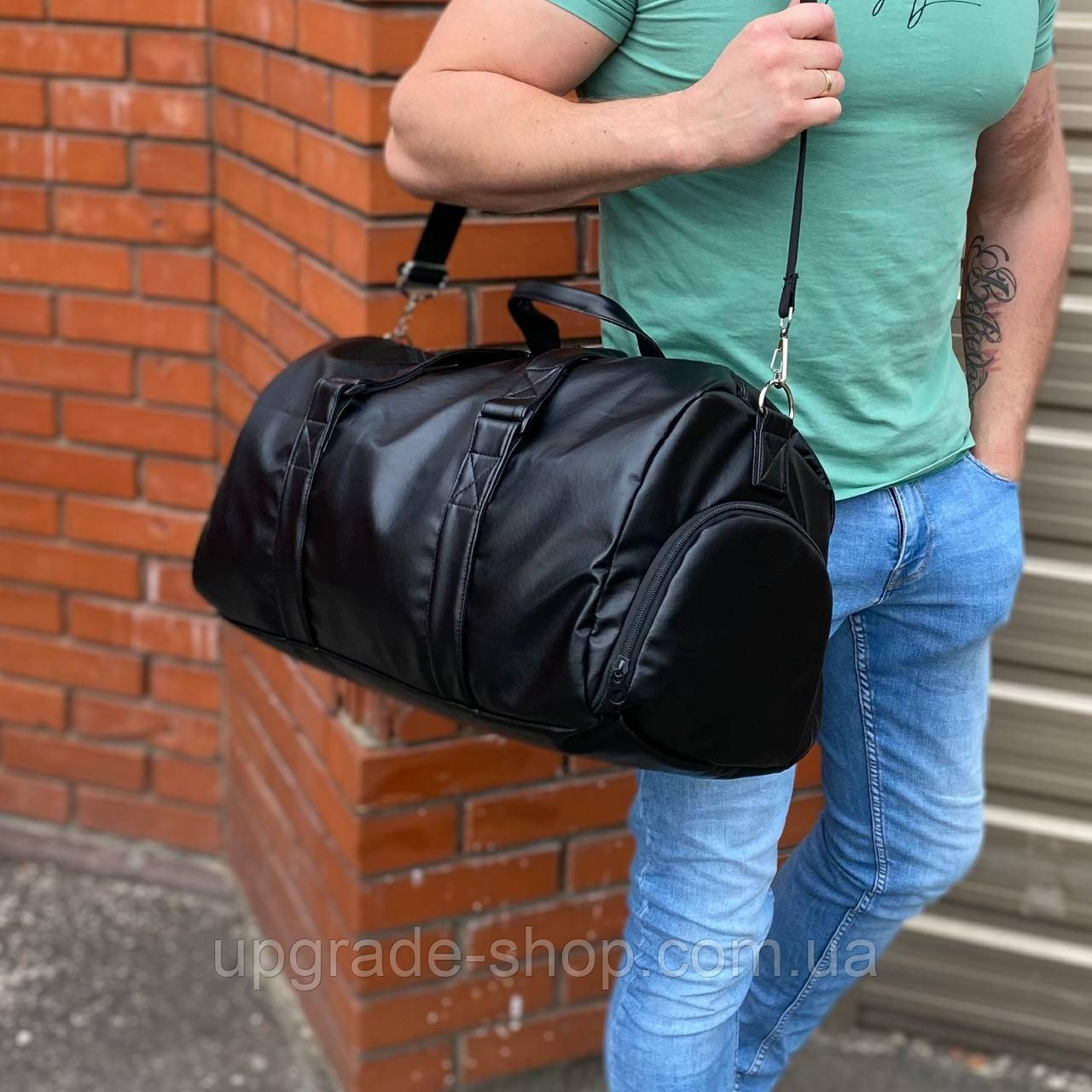 Чоловіча дорожня спортивна сумка з відділенням для взуття чорна PU-екошкіра містка стильна чорний колір