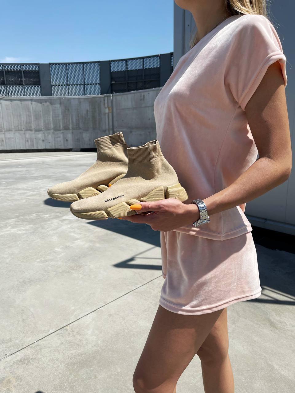 balenciaga speed trainer beige