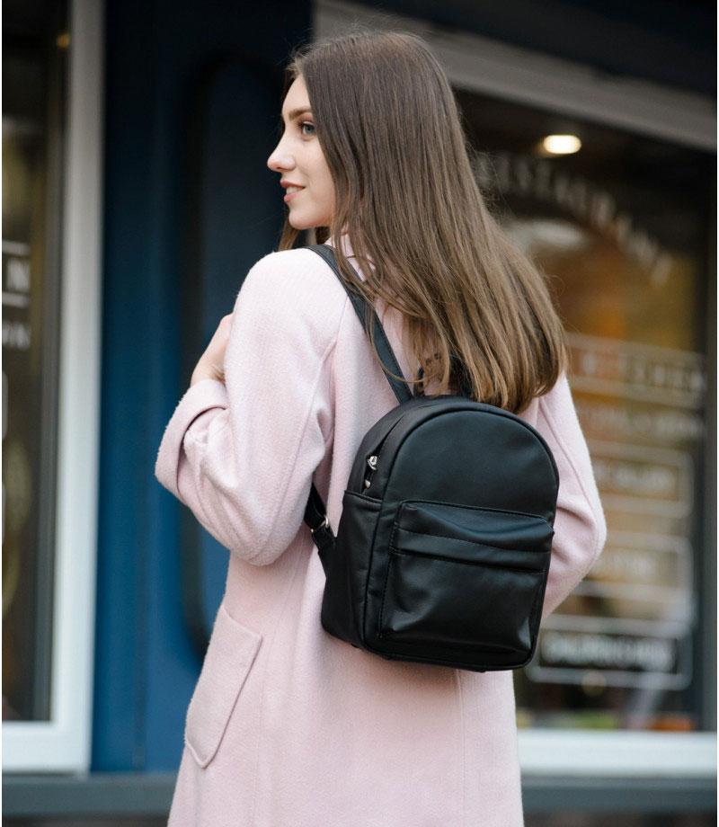 Жіночий чорний рюкзак BLACK JACK компактний з екошкіри для міста і подорожей