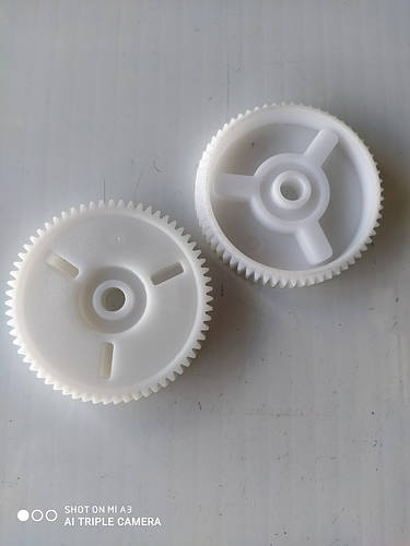 Купить Шестерня мотора стеклоподъемника белая ВАЗ 2110, 2111, 2112 ...