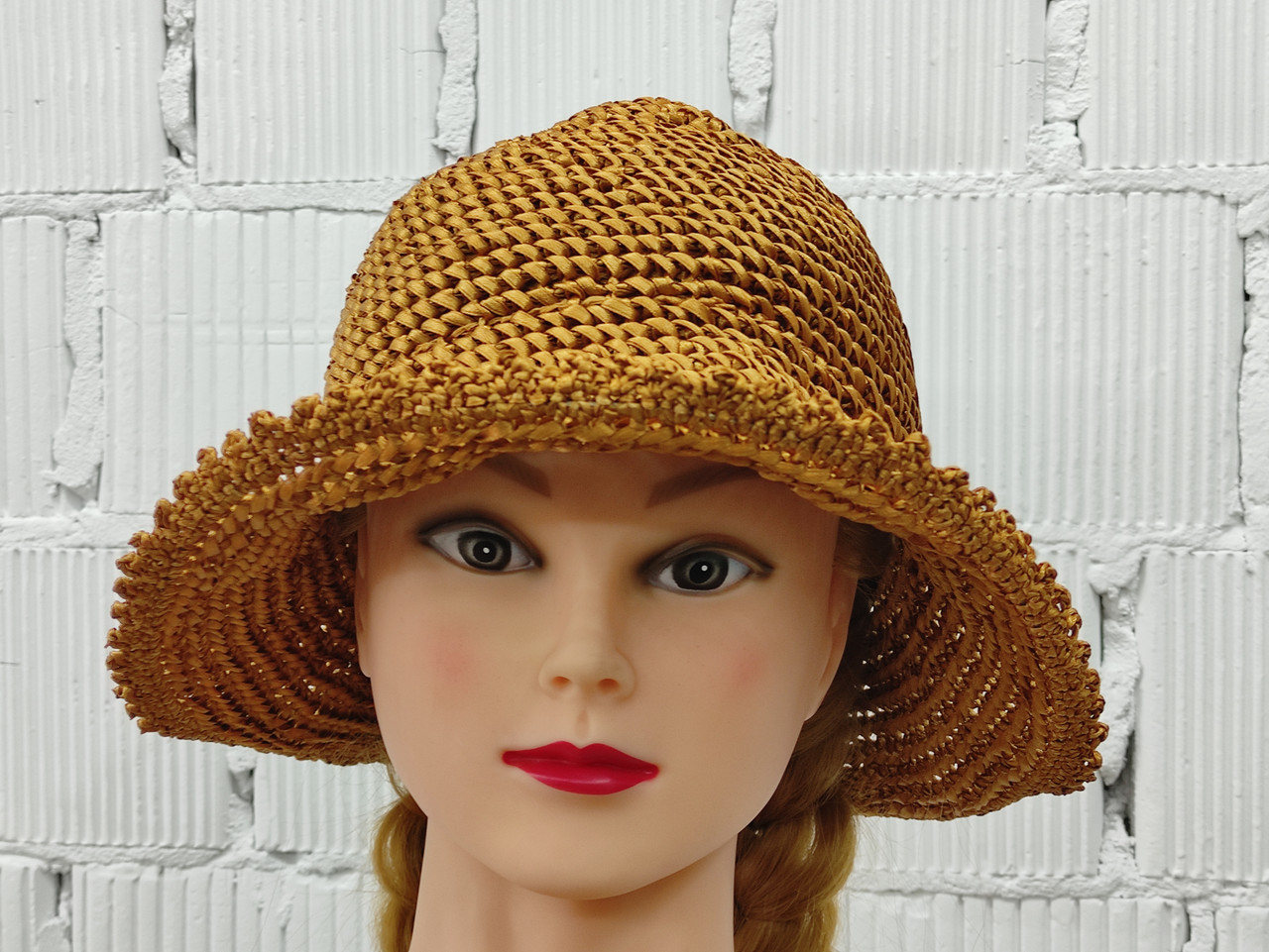 Капелюх жіночий - Атласний капелюх - Бронзовий капелюшок