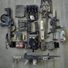 Тактичне спорядження