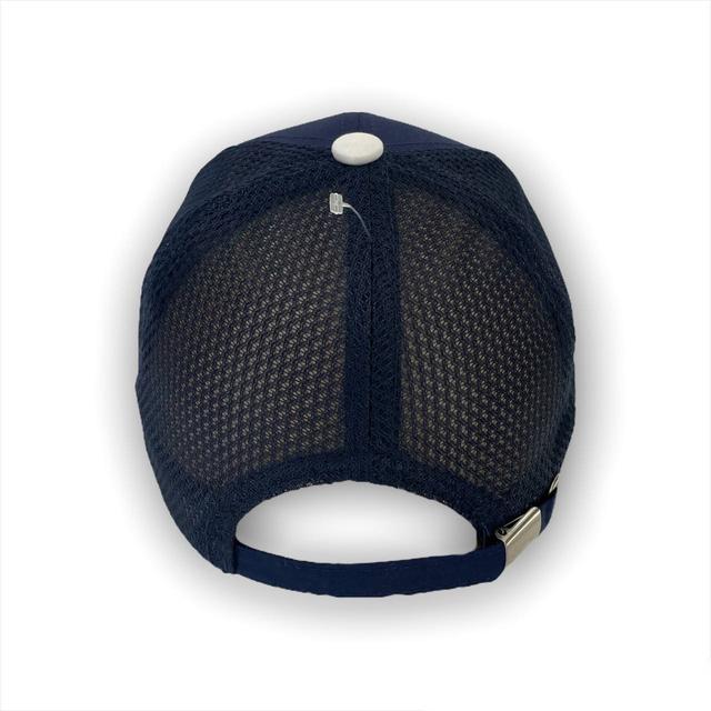 Детская кепка с сеткой и гербом