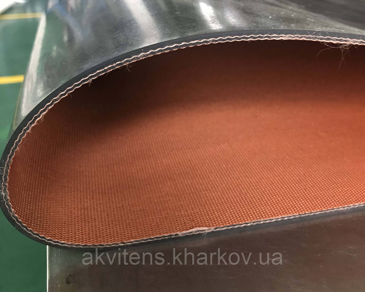 Стрічка конвеєрна 600 ЕР250/2 2/0 тип гуми маслостійка MOR виробництва "SAVA", (товщина 6 мм) DIN 22102