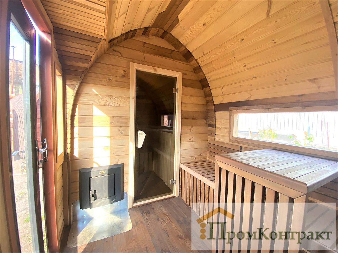 Баня-бочка в стиле Викинг 6,0х2,4х2,7м. Outdoor POD Sauna Igloo.  Доставка бань бочек в стиле Иглу по Украине и Европе нашим транспортом. Отправка на экспорт бань бочек: услуги затаможки бань бочек, оформление всех сертификатов: сертификат Евро 1 для удешевления растаможки, фито сертификат, сертификат нашего производства.   Сауна в стиле Иглу имеет уникальный дизайн, которая украсит любой участок. Изготовлена вручную на нашем производстве из разных видов древесины. Купить готовую деревянную баню-бочку в стиле Иглу под ключ  у производителя: (+38) 067-410-49-33 Viber, Telegram, WhatsApp