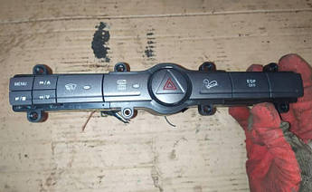 Кнопки панелі приладів Ssang Yong Rexton