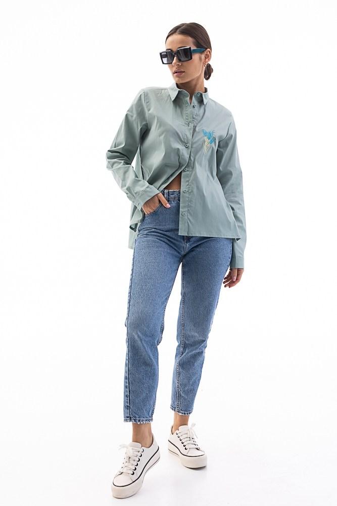 Жіноча легка сорочка з вишитими на грудях жовто-блакитними колосками, фото 1