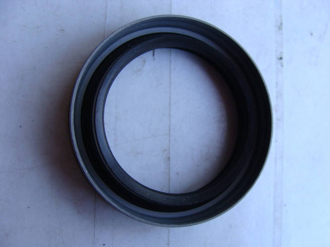 Сальник распредвала ВОЛГА 31105 дв. Крайслер (пр-во Corteco), цена 219. ...