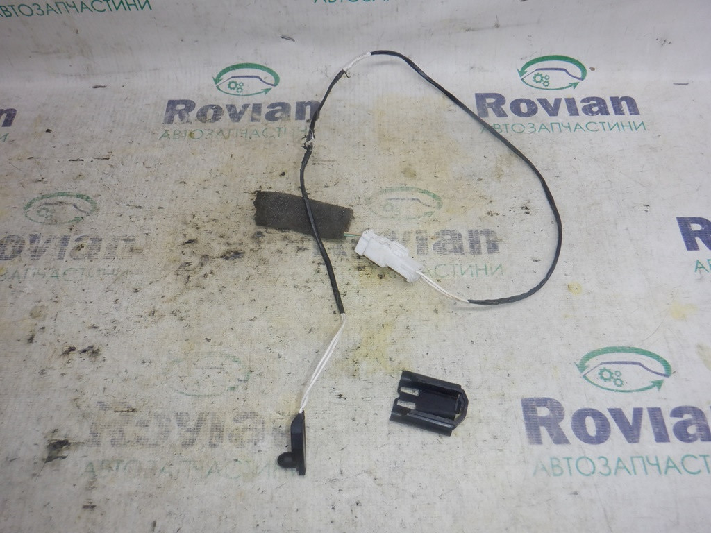 Датчик Температуры Воздуха Dacia LOGAN MCV 2006-2009 (Дачя Логан Мсв ...
