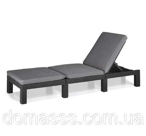 Шезлонг пластиковий Keter Daytona 17211632 антрацит