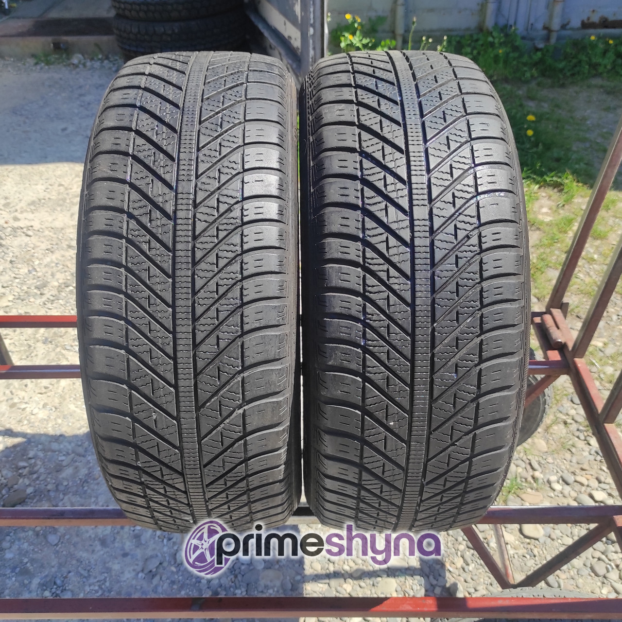 Всесезонные шины б/у Goodyear Vector 4 Seasons 205/55R16 94V 5 mm 20 год - фото 1 - id-p1618546981