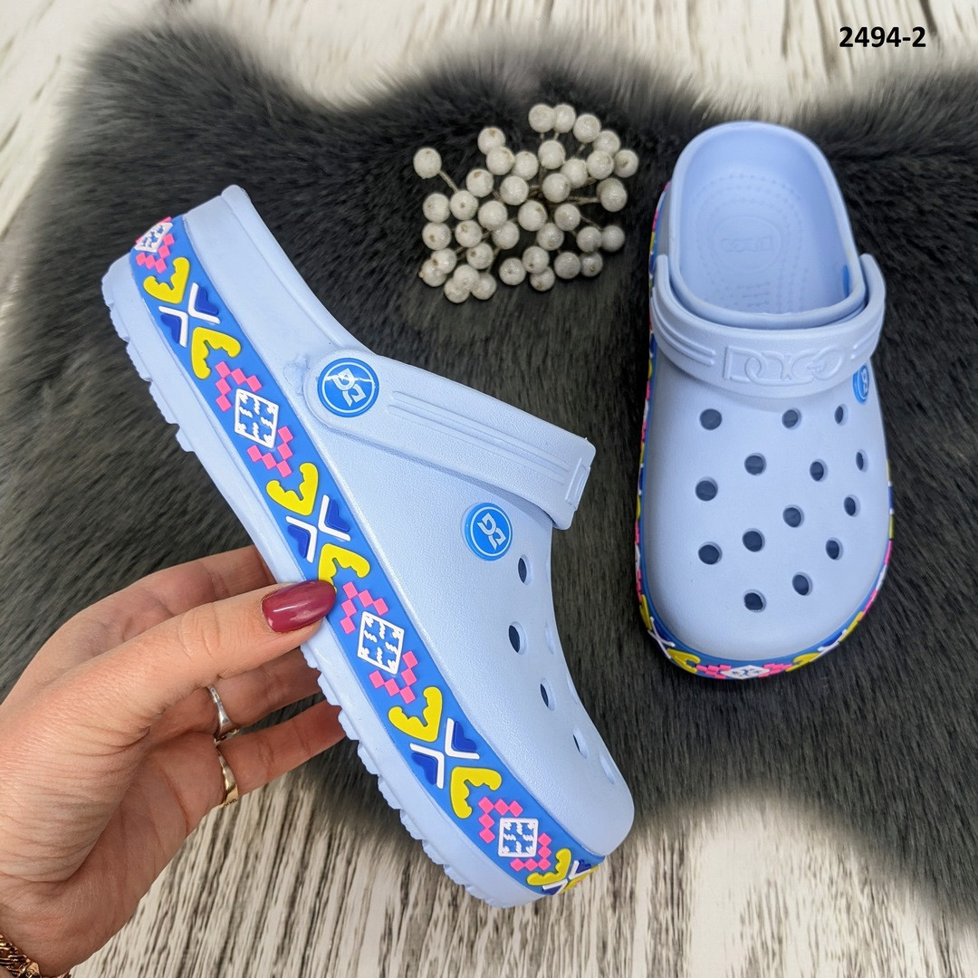 Сабо крокси жіночі блакитні з візерунком вишиванка Даго Стиль