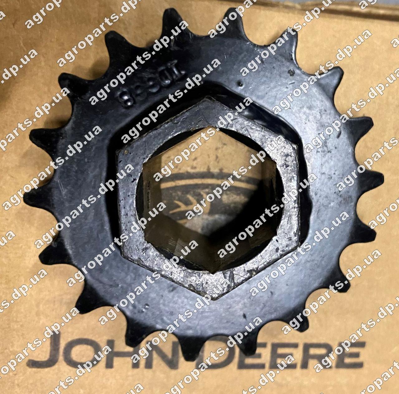 Звездочка AA36280 приводная t18 John Deere SPROCKET АА35771 зірочка z18