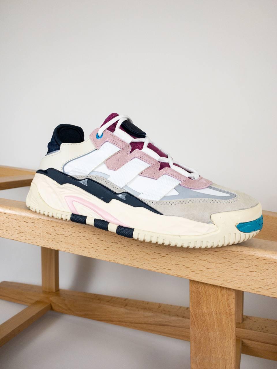 Модні кросівки Adidas Niteball Pink Tint жіночі. Класні жіночі кроси Адідас Нітболл.