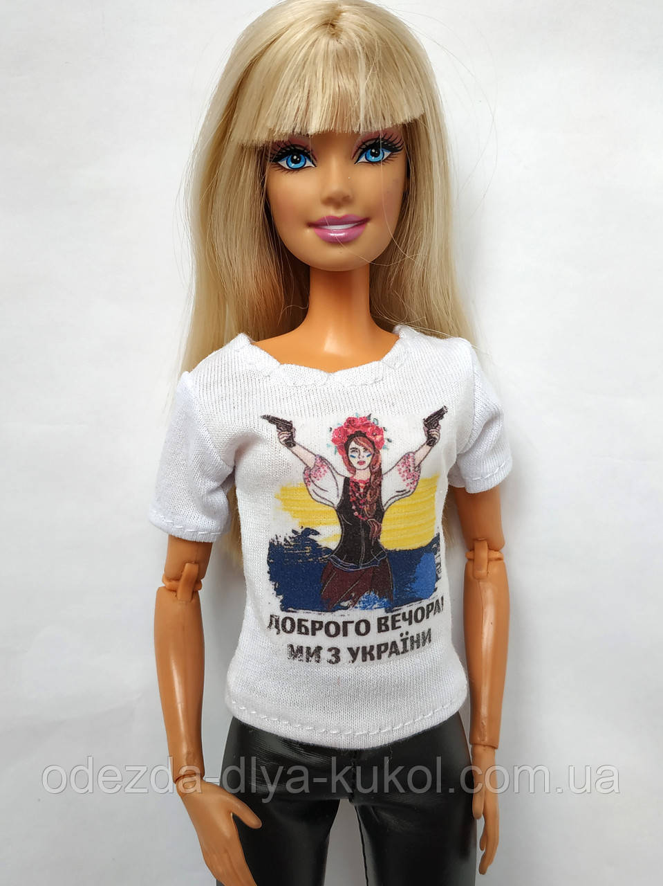 Одяг для ляльок Барбі  - футболка
