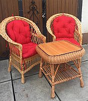 2 крісла "Звичайні" з червоними подушками і квадратний столик "Гриб з плитою"