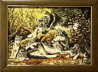 Большая картина из янтаря " Семья волков "