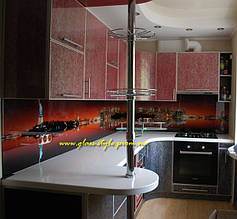 Кухонні панелі зі скла під замовлення