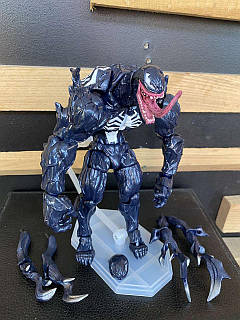 Велика колекційна статуетка Веном. Фігурка-іграшка Сімбіот Venom 18см