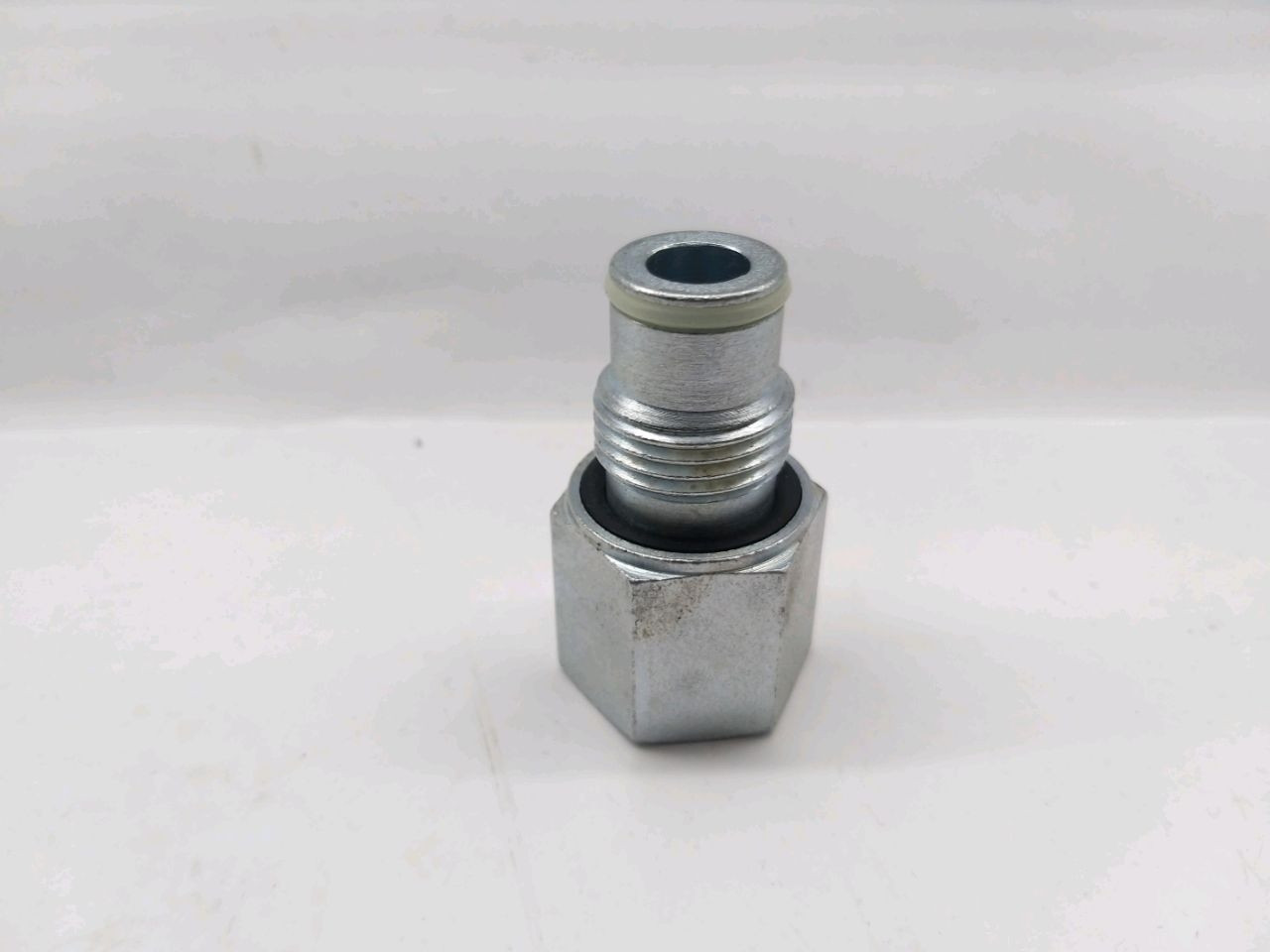 Подовжувач тиску Badestnost C2G1/2 P40 (адаптер)