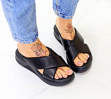 Жіночі літні шльопанці м'які на платформі екошкіри чорні