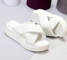 Жіночі літні шльопанці м'які на платформі екошкіри білі