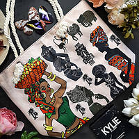 Стильна жіноча сумка на літо з красивим принтом у стилі "Африка" Жінка з кошиком