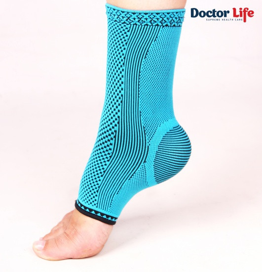 Эластичный бандаж голеностопного сустава Doctor Life Active А9036