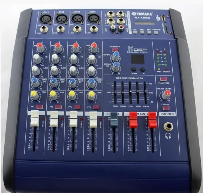 Аудіокшер Звуковий пульт підсилювач Mixer BT 4200D 4CH з bluetooth, фото 1