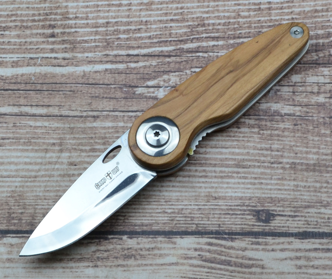 Нож 001W Penguin