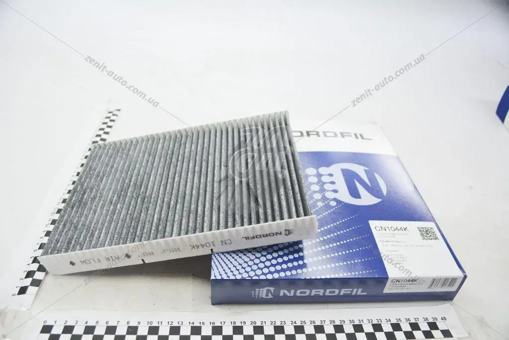 Фільтр салону (вугільний) Audi A3 (8L), TT I (8N) / Skoda Octavia I / VW Bora (1J2,1J6), Golf IV (1J1, 1J5)