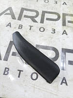 Молдинг дверей (куточок) внутрішній Audi A4 B8 задн. лев. (б/у)