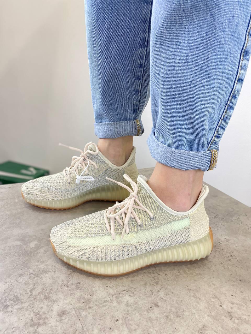 Кросівки жіночі сірі Adidas YEEZY 350 v2 (00614)