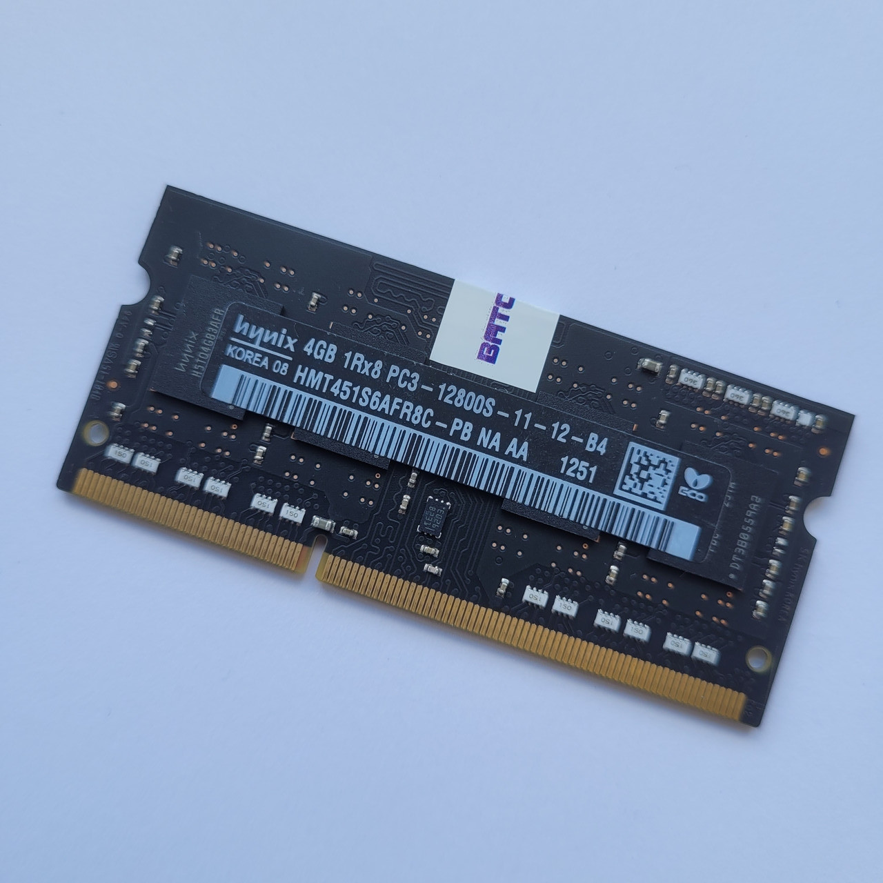 Оперативна пам'ять для ноутбука Hynix SODIMM DDR3 4Gb 1600MHz 12800s CL11 Korea (HMT451S6AFR8C-PB NA AA) Б/В