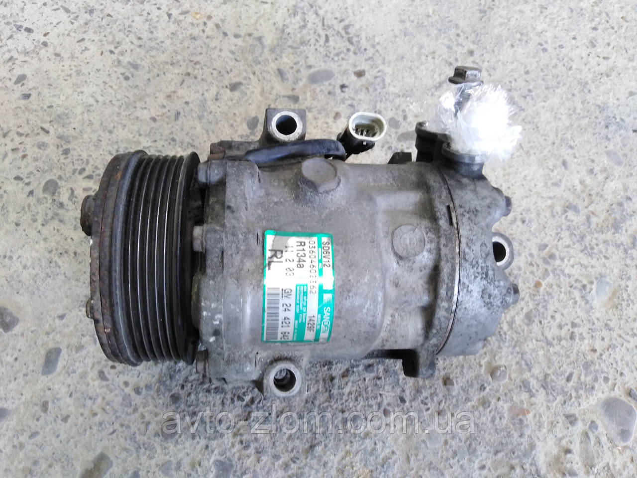 Компресор кондиціонера Opel Combo C, Опель Комбо Ц. 1,7 DTI, CDTI.  24421642., фото 1