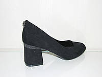 Замшевые черные туфли нарядные небольшой каблук размер 36