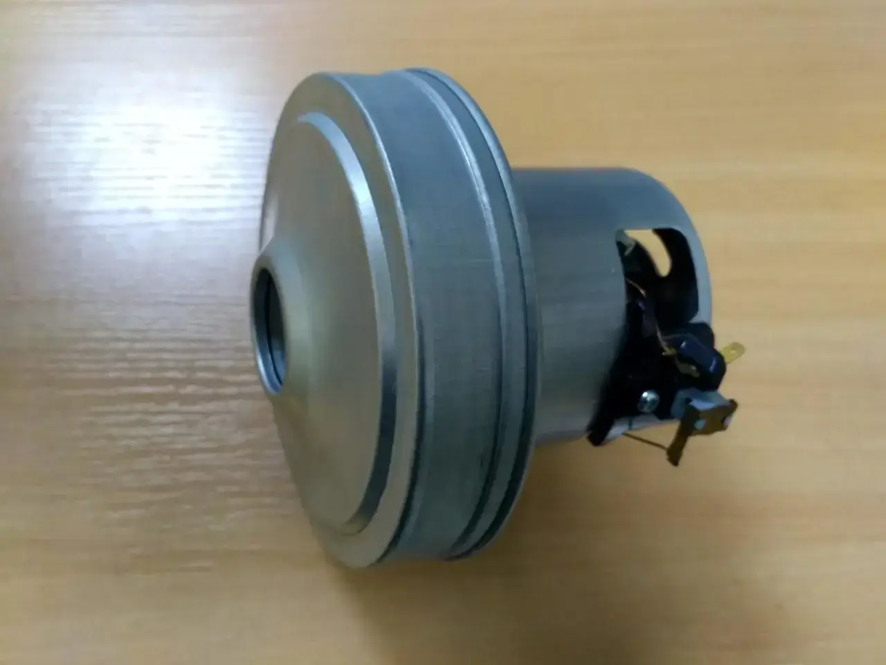 

Двигатель для пылесоса Electrolux AEG YDC01-5NA 2200W