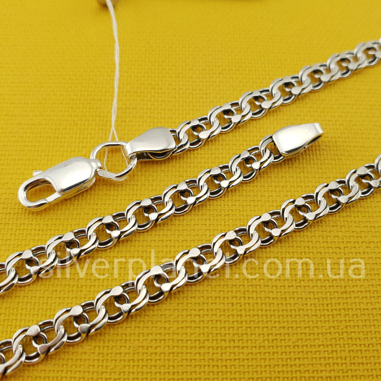 

Серебряная цепочка Бисмарк (Вес 13 грамм. Ширина 4.5 мм)