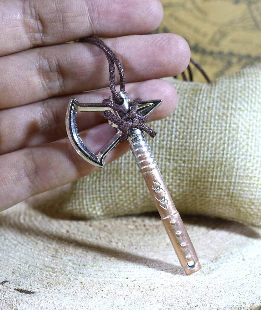 

Кулон томагавк ассасина Кредо Ассасина Assassins Creed