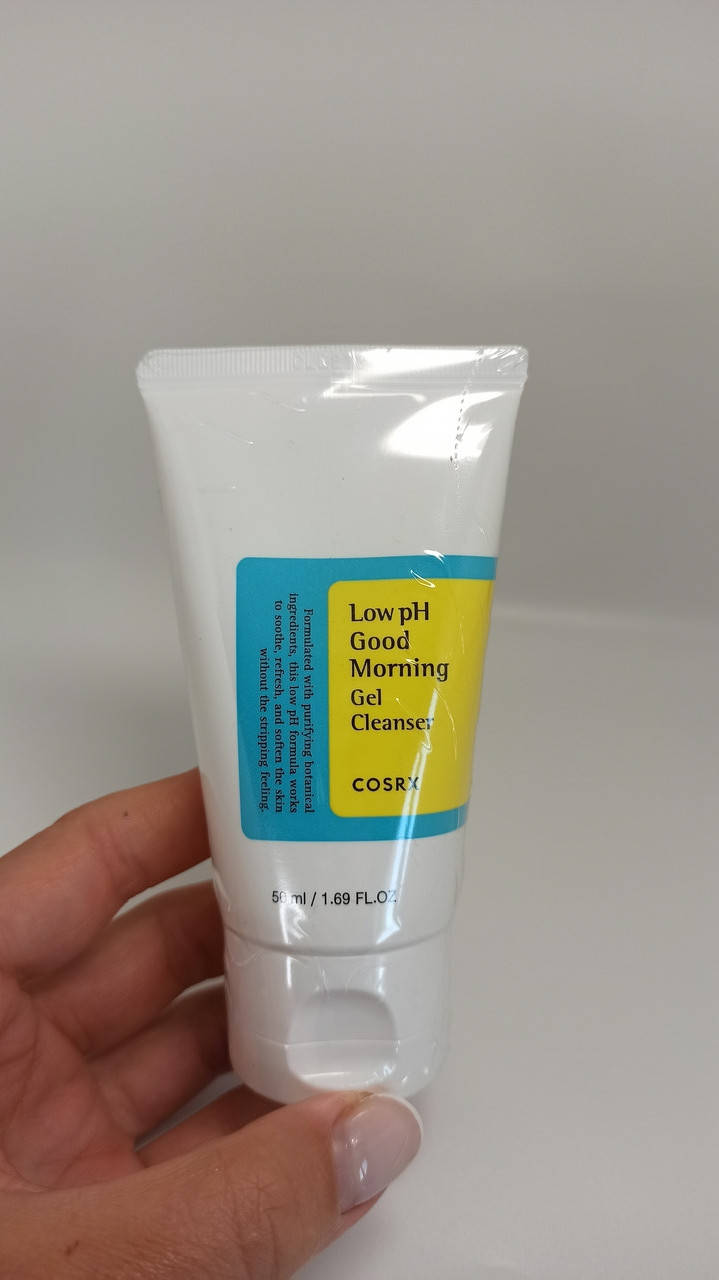 

Гель для умывания с BHA-кислотами и низким pH COSRX Low pH Good Morning Gel Cleanser 50