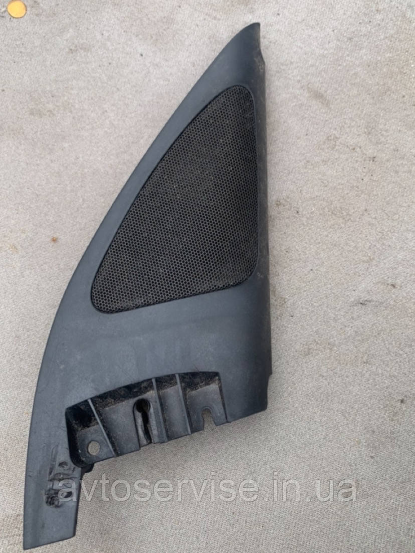 Куточок Volkswagen Golf IV 1J0 837 988C, фото 1