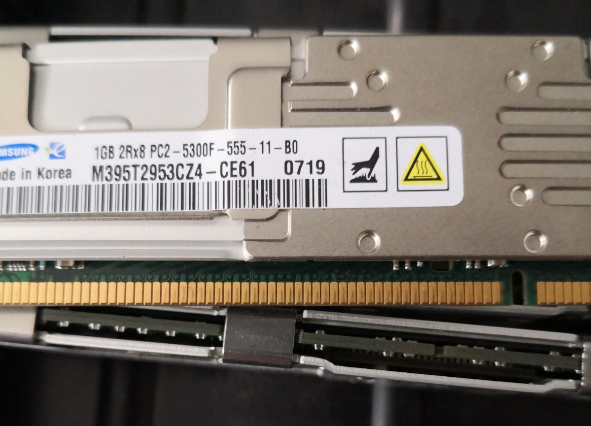 Пам'ять для сервера SAMSUNG 1GB 2Rx8 PC2-5300F-555-11-B0, бу
