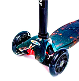 Дитячий самокат Scale Scooter MAXI Планета Коляса, що світяться, фото 3