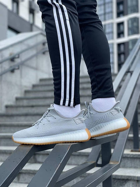 Adidas au yeezy sesame hotsell
