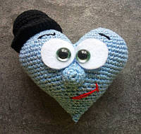 В'язана іграшка "Сердечко" гачком.  Детальний опис.